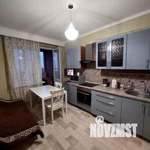 1-к квартира, посуточно, 42м2, 9/16 этаж