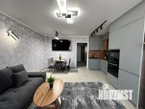 Студия квартира, посуточно, 35м2, 18/19 этаж