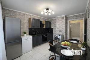 2-к квартира, посуточно, 60м2, 10/17 этаж