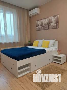 Студия квартира, посуточно, 28м2, 3/17 этаж