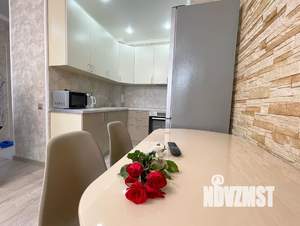 Студия квартира, посуточно, 30м2, 16/24 этаж