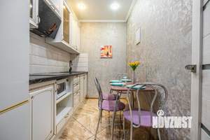 2-к квартира, посуточно, 55м2, 1/1 этаж