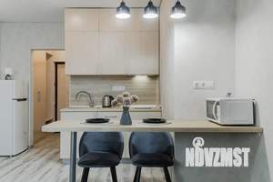 Студия квартира, посуточно, 28м2, 3/25 этаж