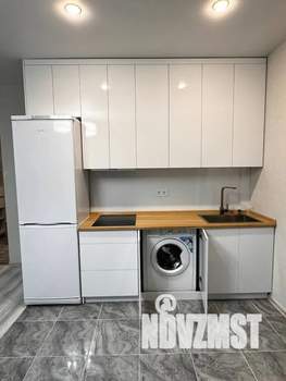 Студия квартира, посуточно, 35м2, 2/16 этаж