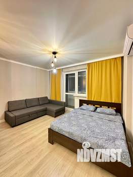 Студия квартира, посуточно, 38м2, 18/24 этаж