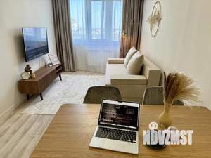 1-к квартира, посуточно, 47м2, 1/1 этаж