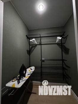 Студия квартира, посуточно, 36м2, 10/18 этаж