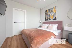 3-к квартира, посуточно, 56м2, 1/1 этаж
