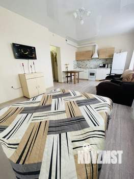 Студия квартира, посуточно, 30м2, 11/16 этаж