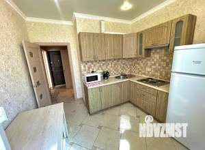 1-к квартира, посуточно, 40м2, 3/20 этаж