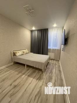 1-к квартира, посуточно, 40м2, 7/25 этаж