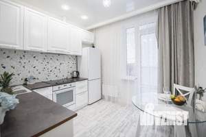 1-к квартира, посуточно, 38м2, 2/19 этаж