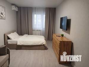1-к квартира, посуточно, 45м2, 17/25 этаж