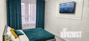 1-к квартира, посуточно, 37м2, 8/20 этаж