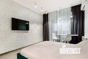 1-к квартира, посуточно, 35м2, 17/31 этаж