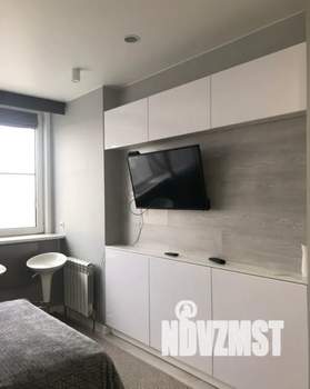Студия квартира, посуточно, 28м2, 21/32 этаж