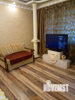 1-к квартира, посуточно, 50м2, 1/1 этаж