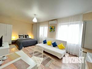 Студия квартира, посуточно, 30м2, 8/18 этаж