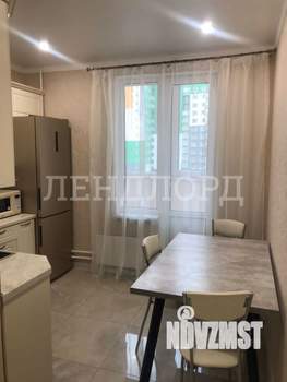 1-к квартира, на длительный срок, 38м2, 3/18 этаж