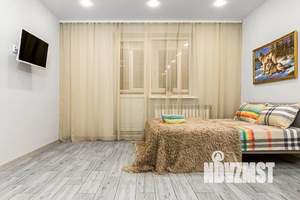 Студия квартира, посуточно, 40м2, 21/23 этаж