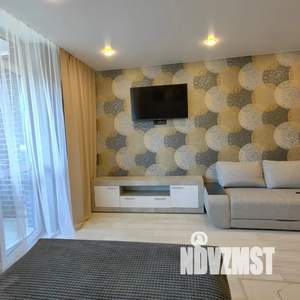 1-к квартира, посуточно, 38м2, 3/17 этаж