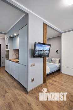 Студия квартира, посуточно, 35м2, 4/18 этаж