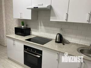 1-к квартира, посуточно, 42м2, 4/24 этаж