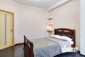 3-к квартира, посуточно, 60м2, 1/1 этаж