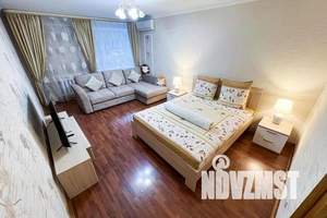 1-к квартира, посуточно, 45м2, 1/16 этаж