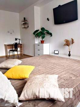 1-к квартира, посуточно, 45м2, 1/1 этаж