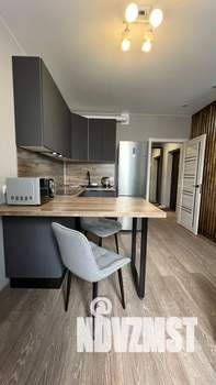 Студия квартира, посуточно, 38м2, 2/25 этаж