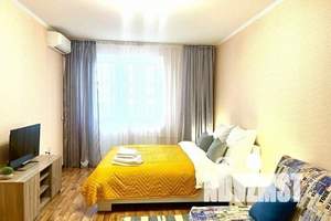 1-к квартира, посуточно, 39м2, 8/18 этаж