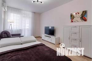 1-к квартира, посуточно, 40м2, 15/25 этаж