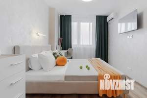 Студия квартира, посуточно, 28м2, 11/25 этаж