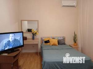 Студия квартира, посуточно, 28м2, 14/18 этаж