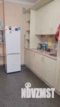 1-к квартира, посуточно, 43м2, 8/24 этаж