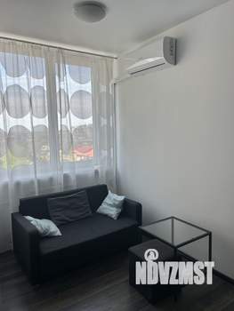 Студия квартира, посуточно, 35м2, 7/25 этаж