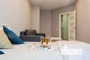 1-к квартира, посуточно, 40м2, 17/25 этаж