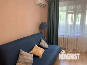 1-к квартира, посуточно, 40м2, 6/9 этаж
