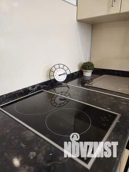 Студия квартира, посуточно, 36м2, 22/23 этаж