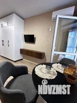 Студия квартира, посуточно, 29м2, 7/20 этаж