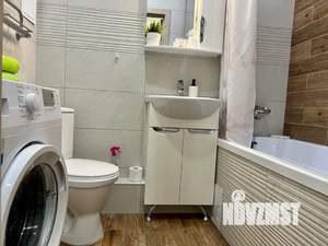 1-к квартира, посуточно, 45м2, 21/25 этаж