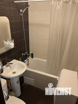 Студия квартира, посуточно, 25м2, 1/17 этаж