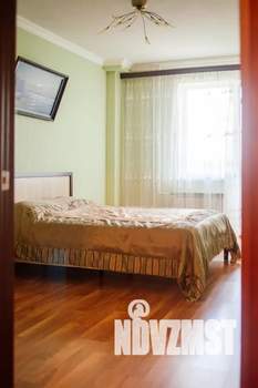 2-к квартира, посуточно, 72м2, 4/16 этаж