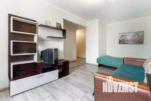 1-к квартира, посуточно, 35м2, 3/6 этаж