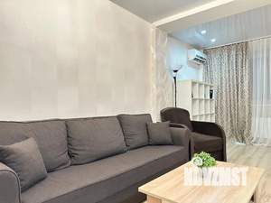 Студия квартира, посуточно, 34м2, 19/25 этаж