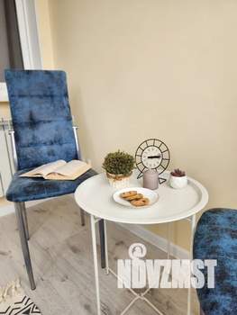 Студия квартира, посуточно, 36м2, 22/23 этаж