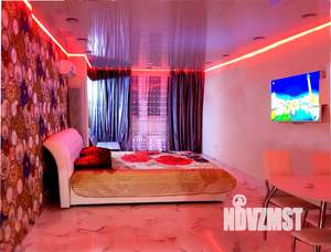 Студия квартира, посуточно, 41м2, 7/25 этаж