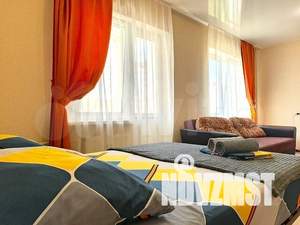 Студия квартира, посуточно, 29м2, 10/18 этаж