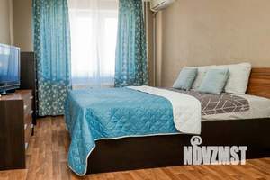 1-к квартира, посуточно, 37м2, 1/17 этаж